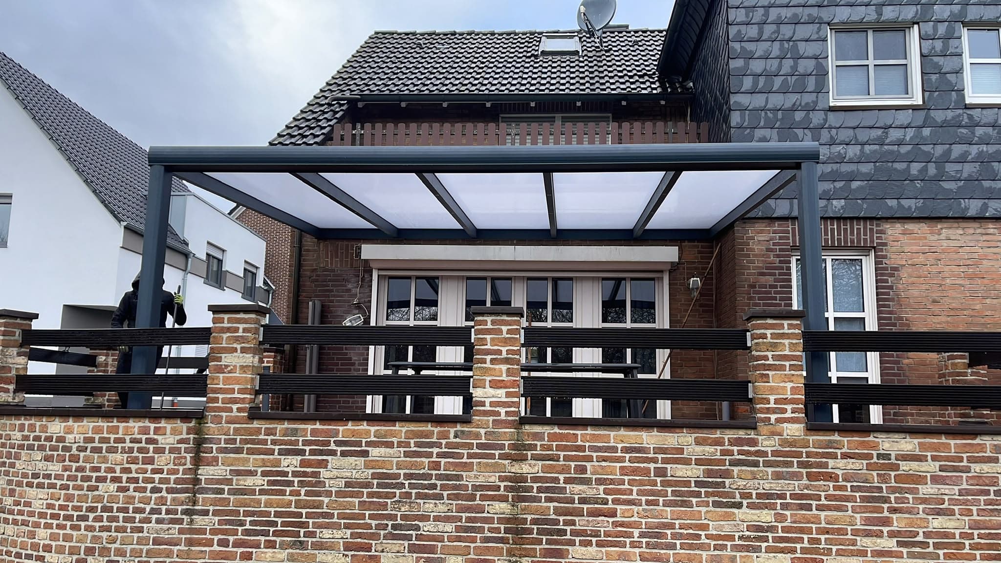 Aluminium terrasoverkapping op maat gemaakt door Veranda House Expert